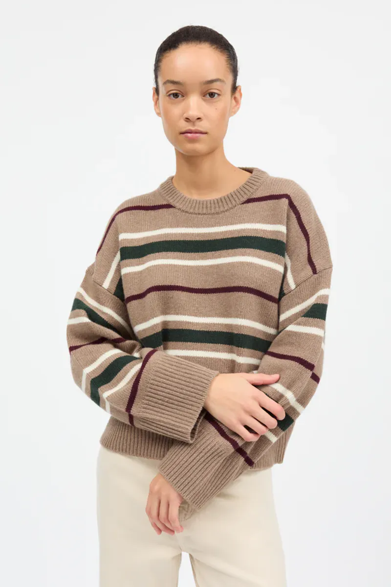 Cannes Jumper Light brown/green winestripe - Skall Studio