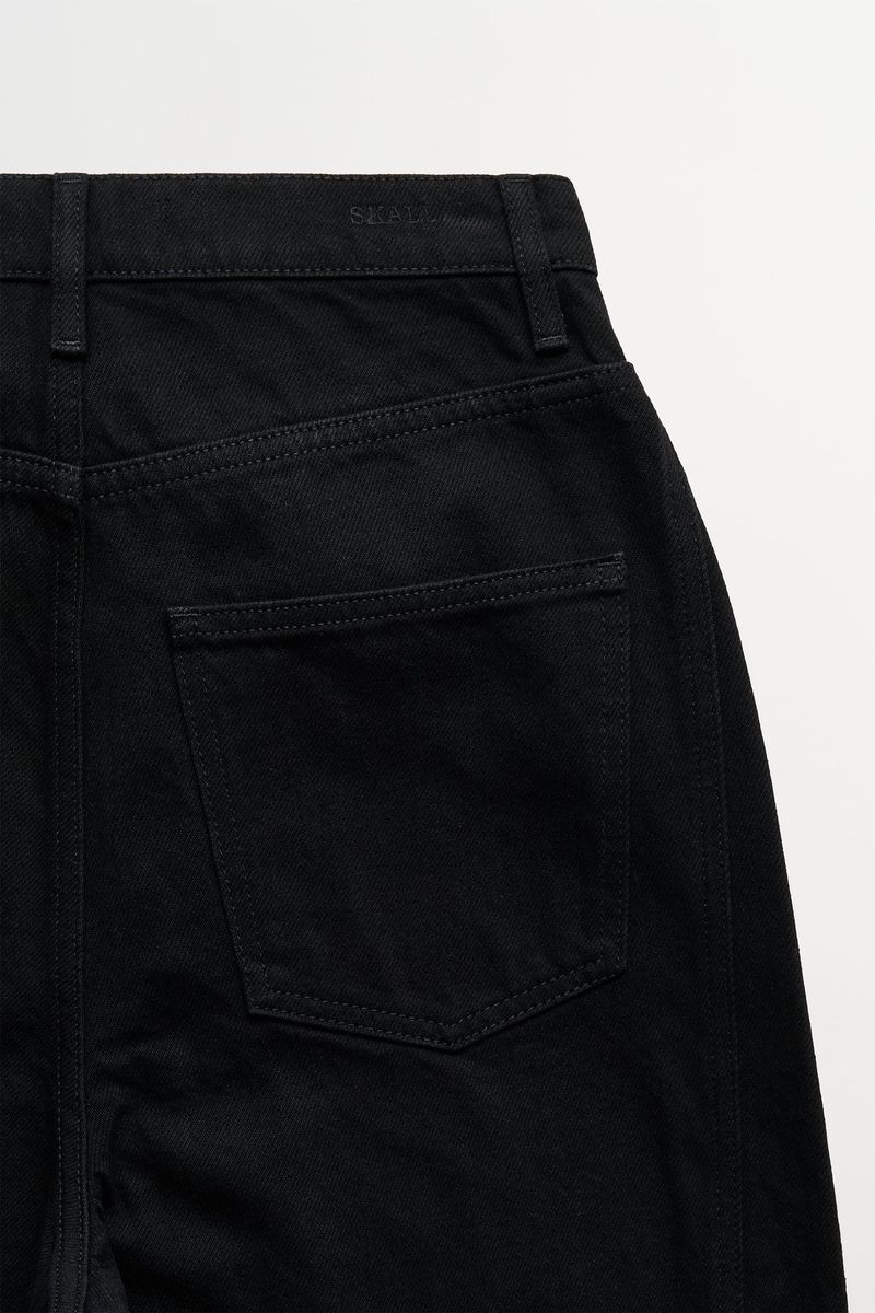 Bille barrel jeans - Black - Skall Studio