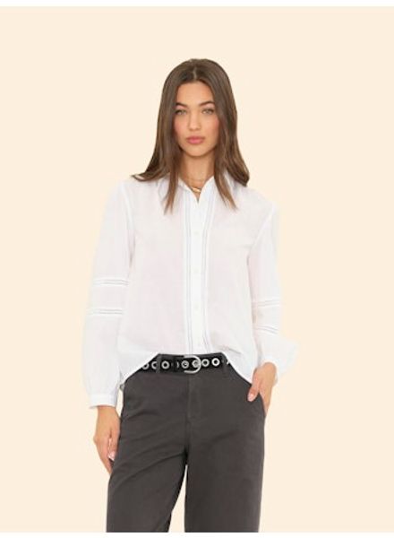 Hovedbilde  white Renata Shirt  - Xirena